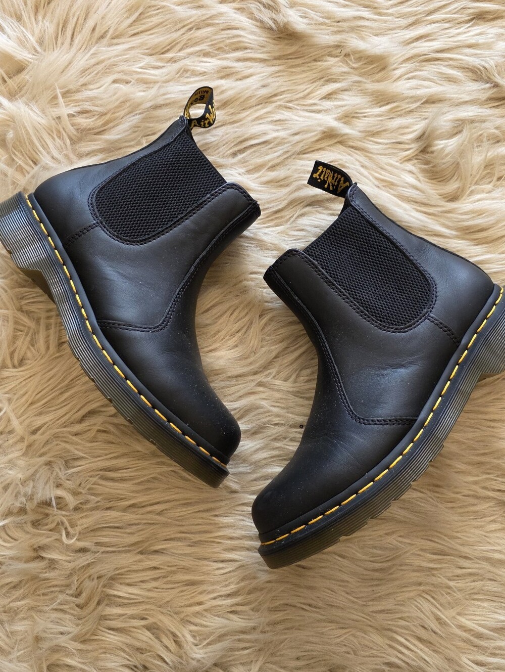 Dr. Martens 2976 Chelsea Boots Black with Yellow Stitching Women's Size 8